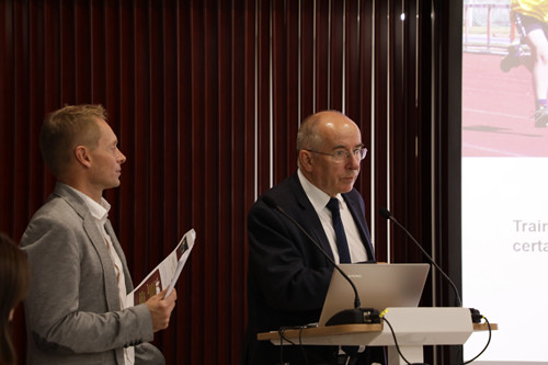 204c0e4a284b44618fd0ac0d0cddb43c.jpg EU2A0396_副本.jpg