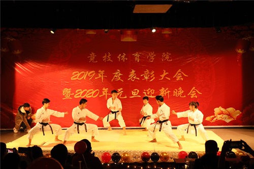 cd75ef77031e4a3cb6007d764e4f731f.jpg eb652733fee00dec766f645cf47df8c_副本.jpg