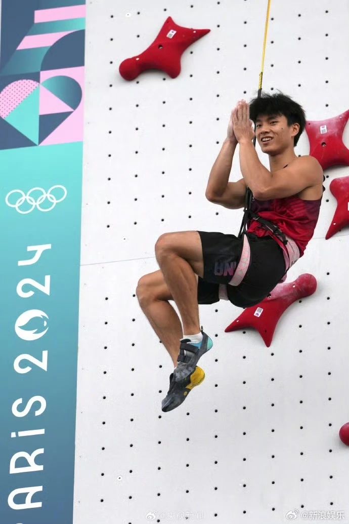 2a63e6c183454900819b37c1110b890a.jpg 2a63e6c183454900819b37c1110b890a.jpg