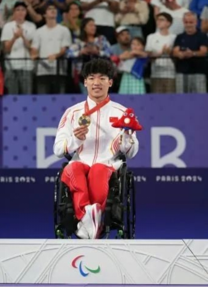 2096d1107eef4d988008692457b4ec04.jpg 2096d1107eef4d988008692457b4ec04.jpg