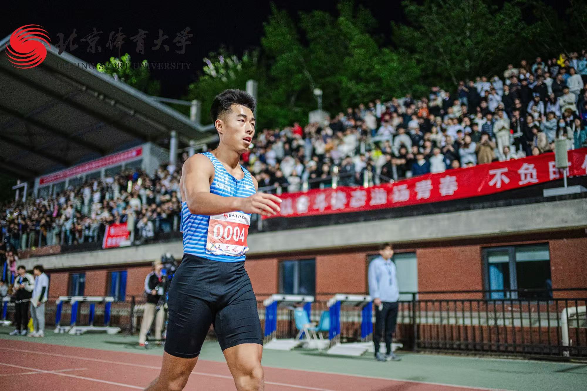 2a6f926ab78940cc84b922814f573274.jpg 14.jpg