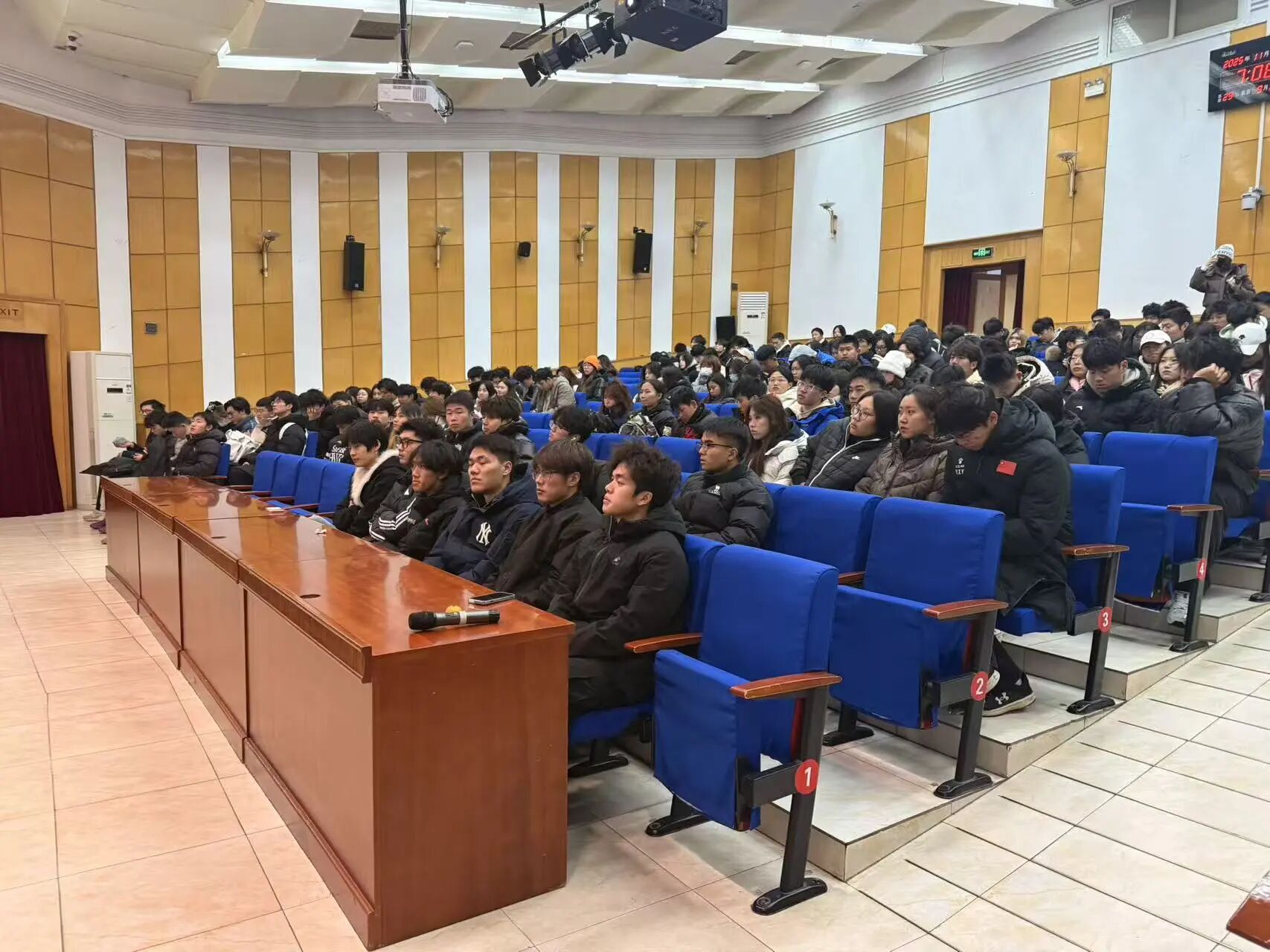 1c1c04dff6f54fbdb55365a05e27c0ae.jpg 1c1c04dff6f54fbdb55365a05e27c0ae.jpg